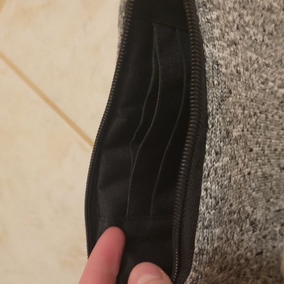 Scarf - Picture 10 of 10